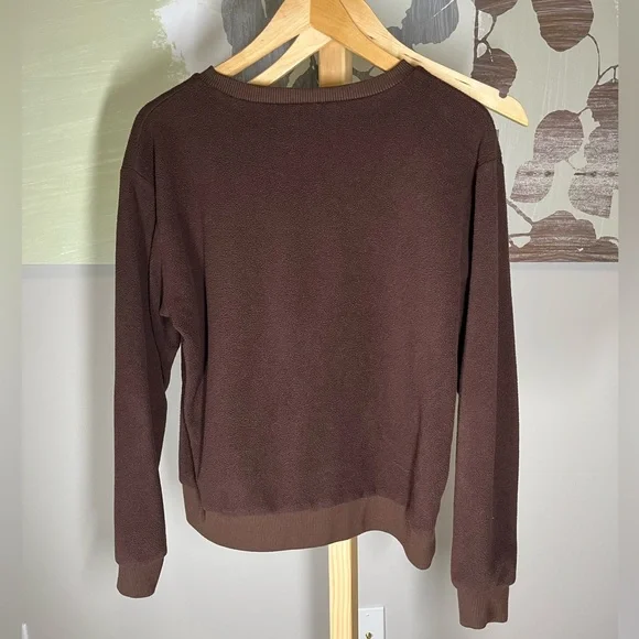 Shein Crewneck - Picture 3 of 4